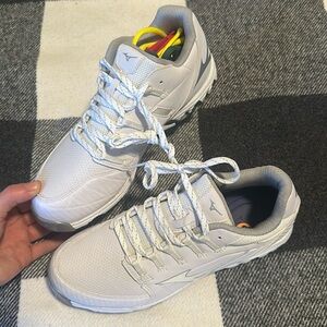 Mizuno Women’s Softball Cleats BRAND NEW UNUSED